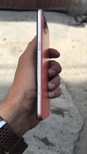 Oppo F17 128 GB Orange