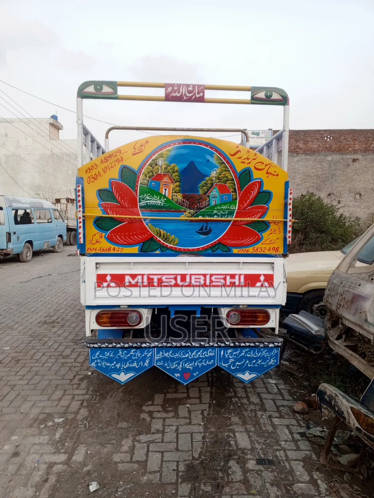 Mitsubishi L300 Dhalla