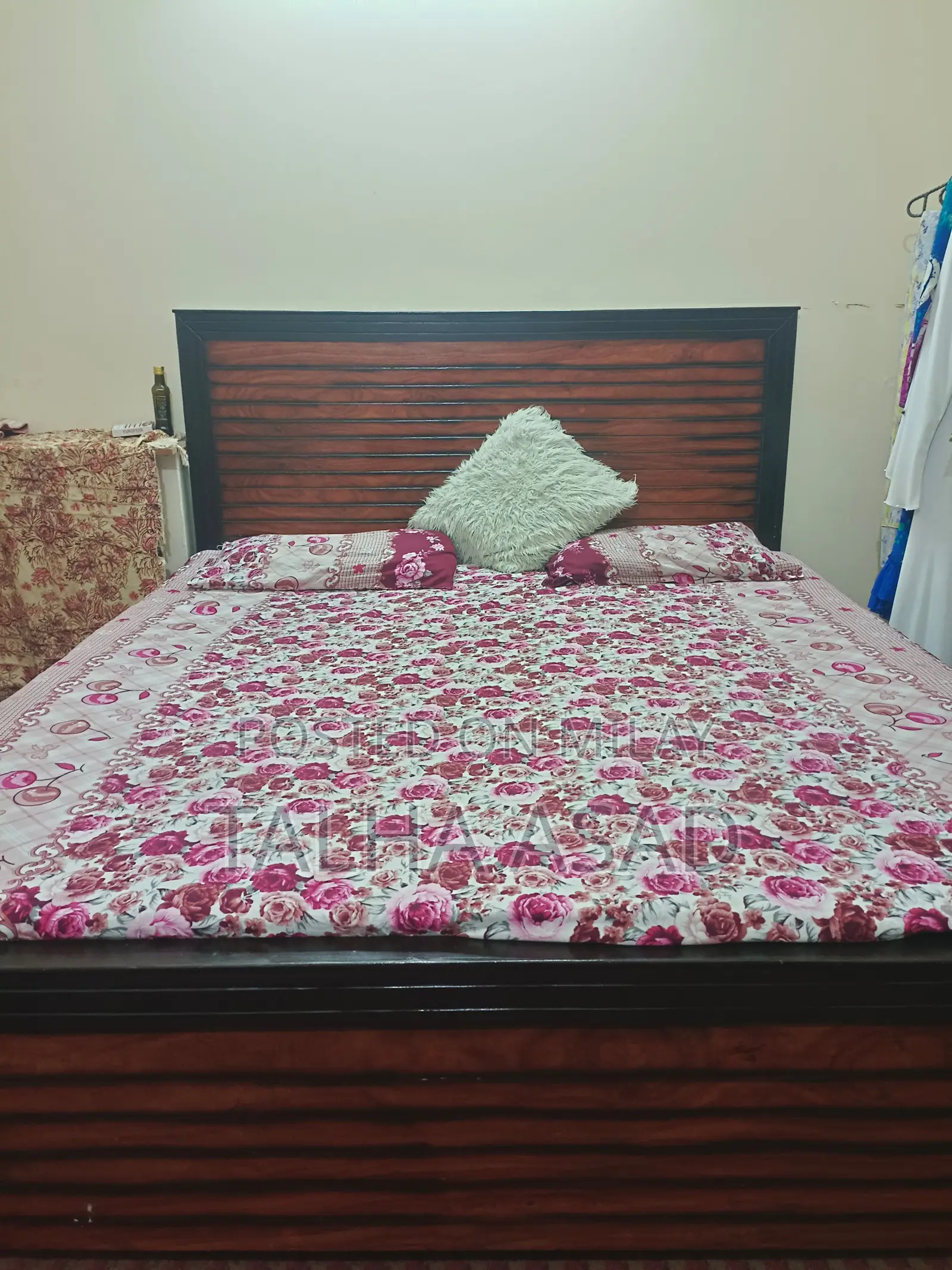 Double Bed With Dressing Table