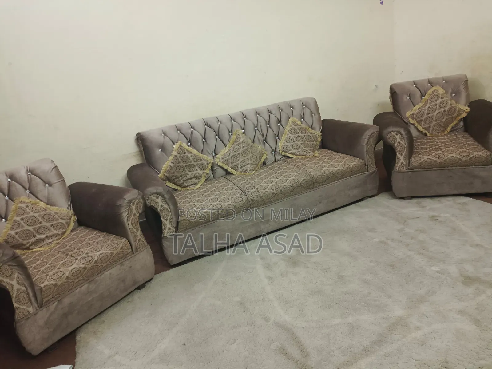 5 Seater Sofa for Sale