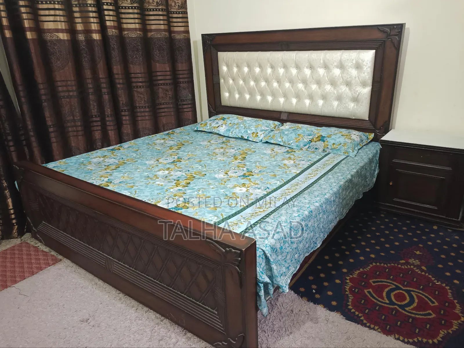 Double Bed With Side Tables