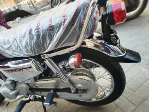 New Honda XL 125 2025 Red