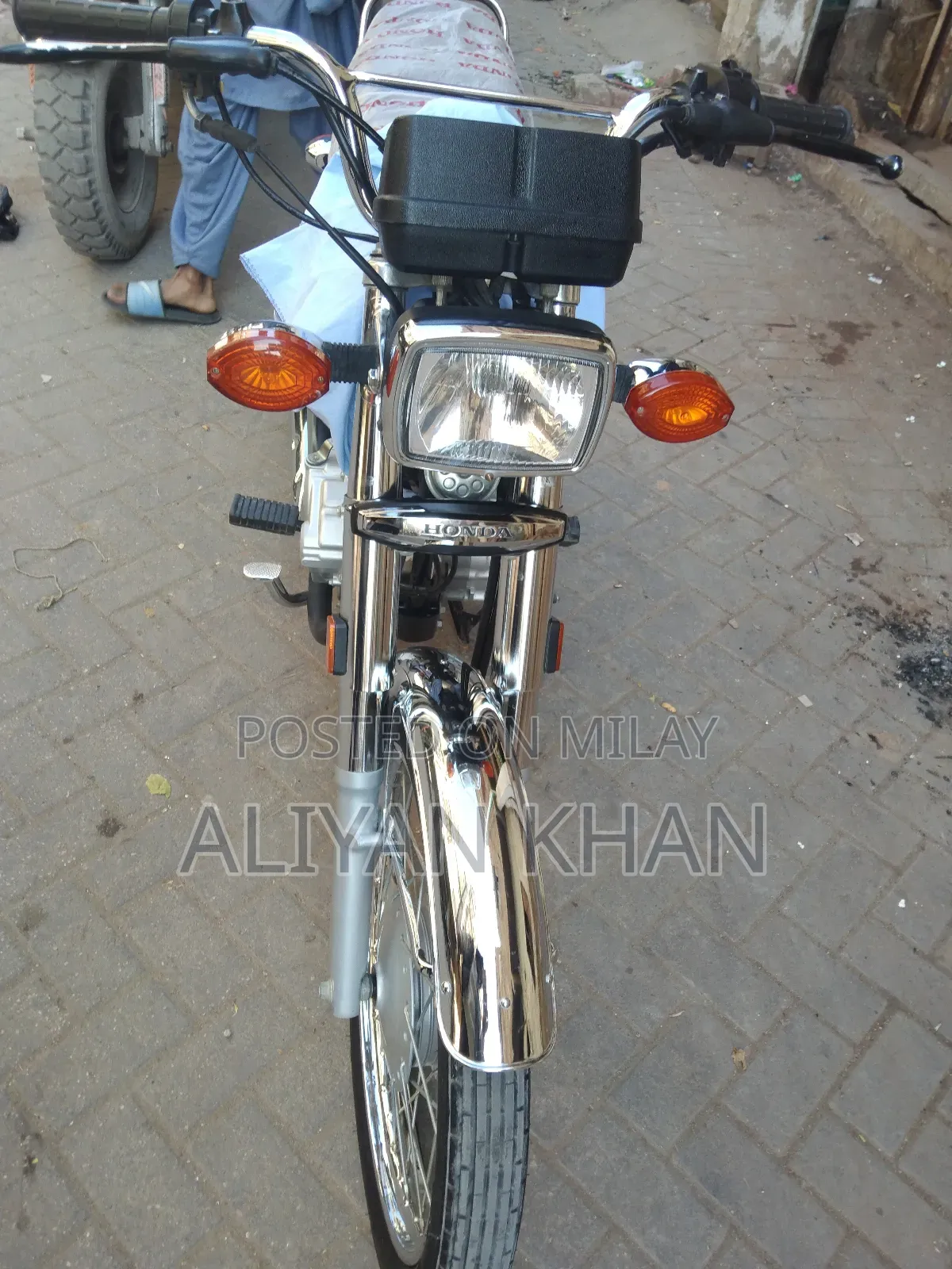 New Honda XL 125 2025 Red