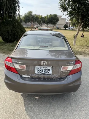 Honda Civic 1.8 5 Door Automatic 2012