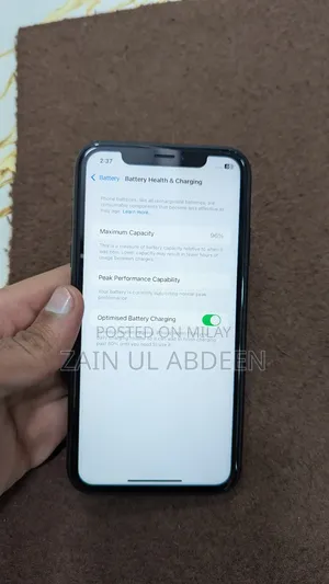 New Apple XR 128 GB Black