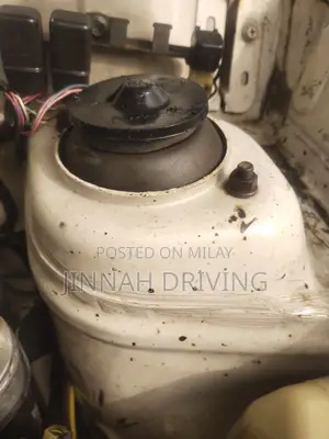 Suzuki Mehran 0.8 Hatchback FWD 2013 White