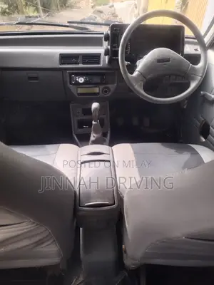 Suzuki Mehran 0.8 Hatchback FWD 2013 White