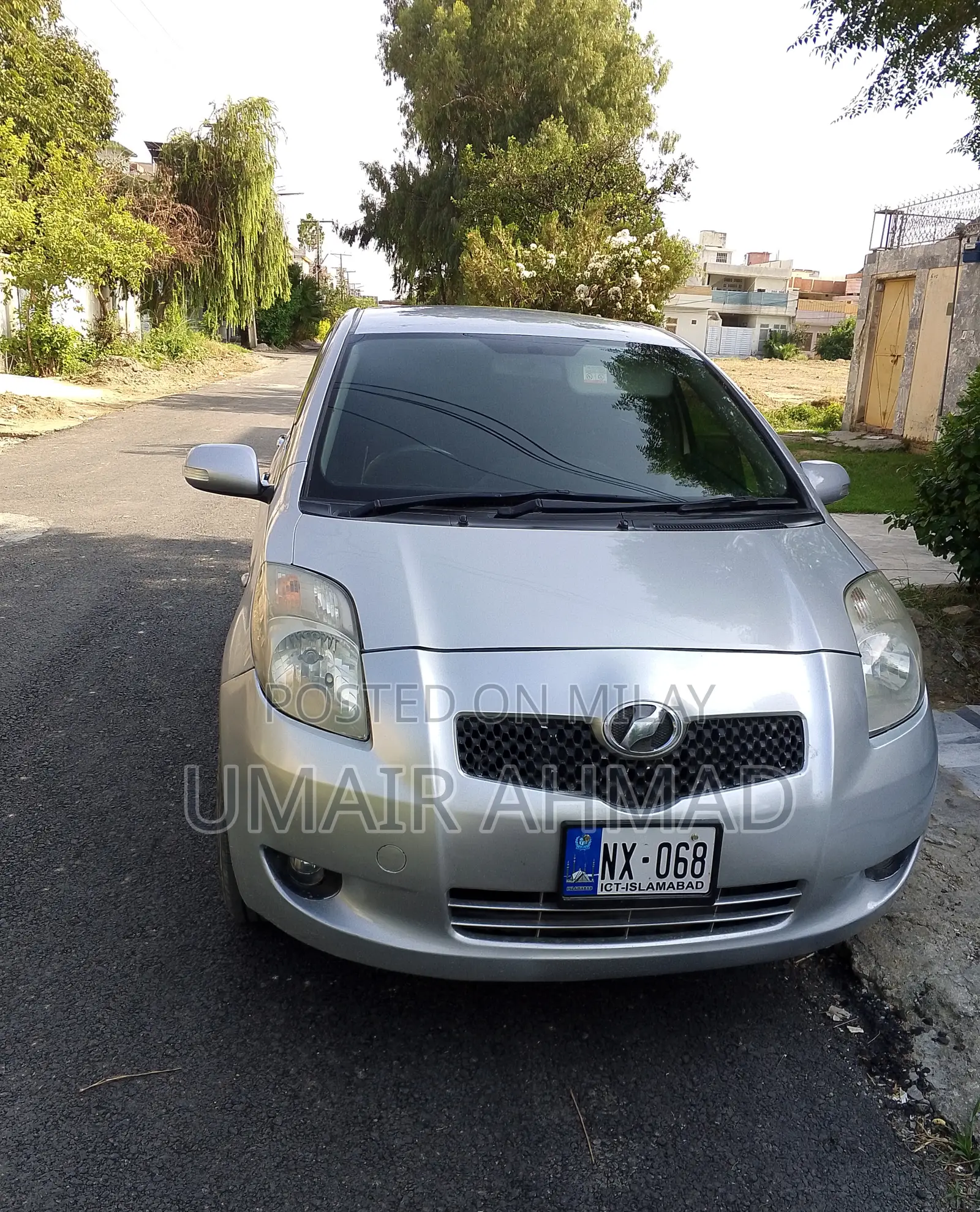 Toyota Vitz 2007 Silver