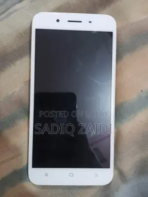 Vivo Y66i 32 GB Gold