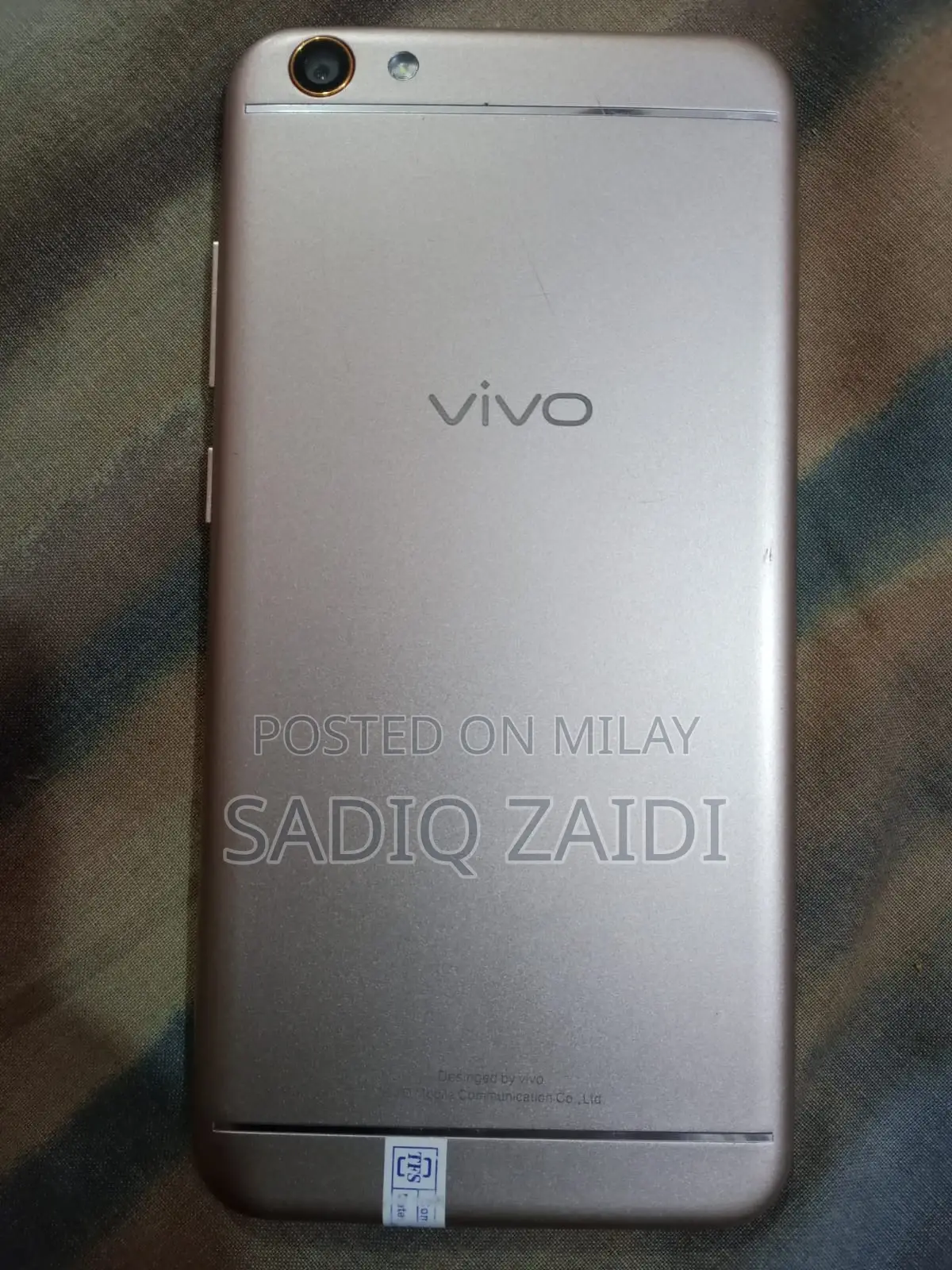 Vivo Y66i 32 GB Gold
