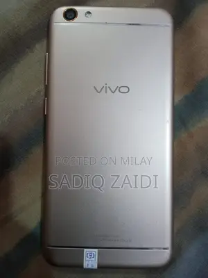 Vivo Y66i 32 GB Gold