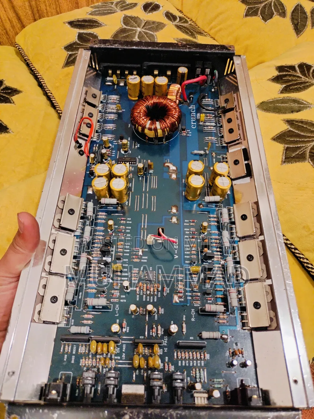 Crunch Usa V600c Drive Series 600 RMS Amp 1 Ohm Stable Amp Made in Usa