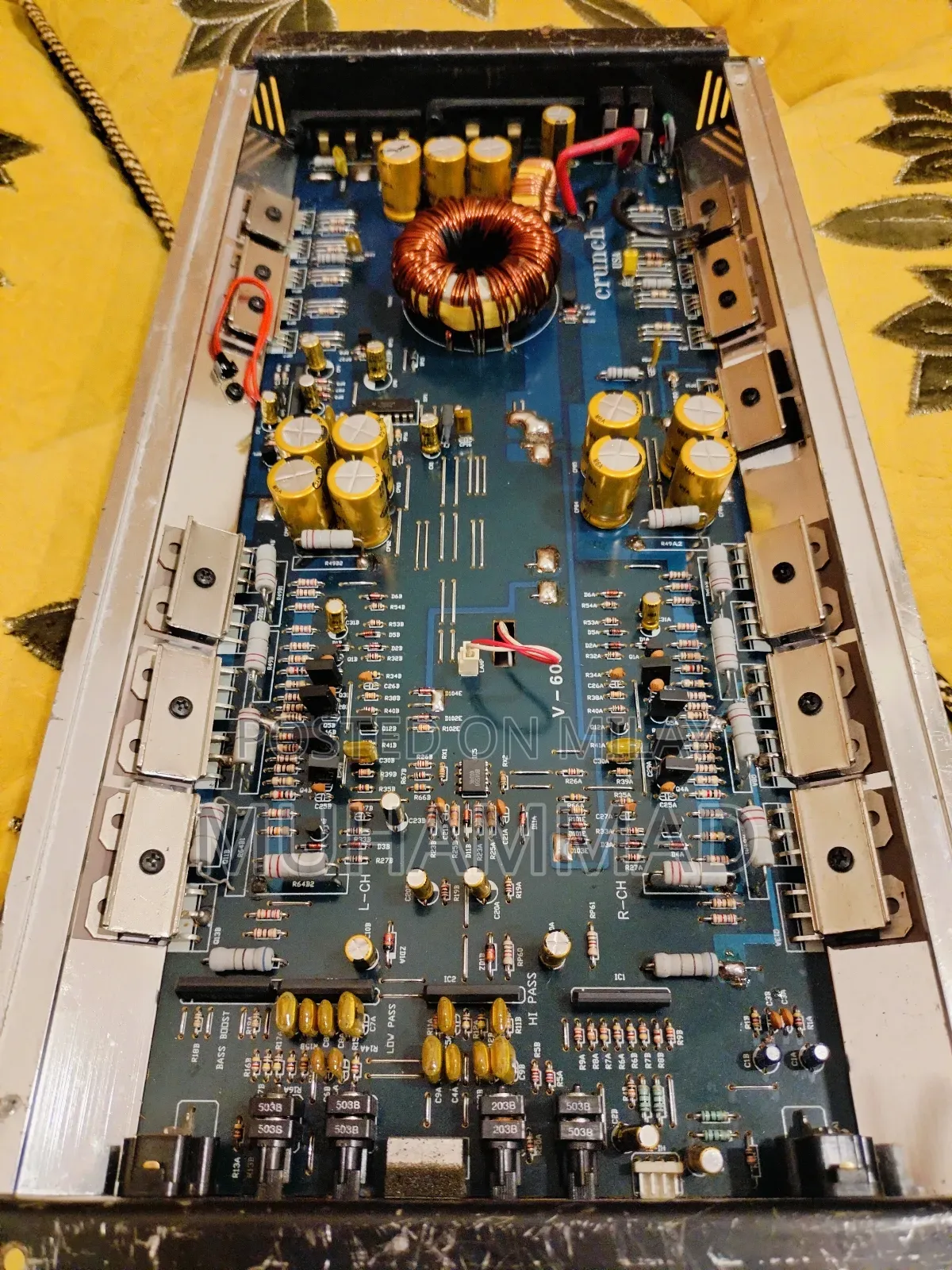 Crunch Usa V600c Drive Series 600 RMS Amp 1 Ohm Stable Amp Made in Usa