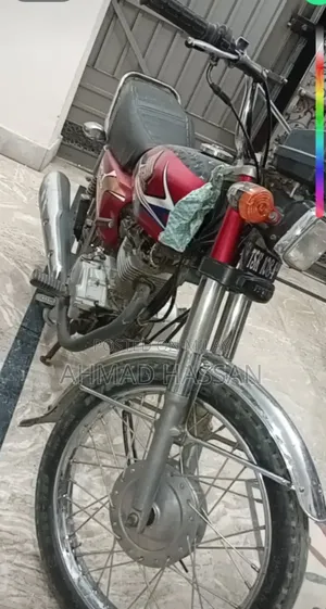 Honda XL 125 2013 Red