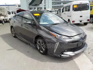 Toyota Prius 2020 Gray