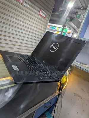 Laptop Dell Latitude E5550 4GB Intel Core I7 SSD 256GB