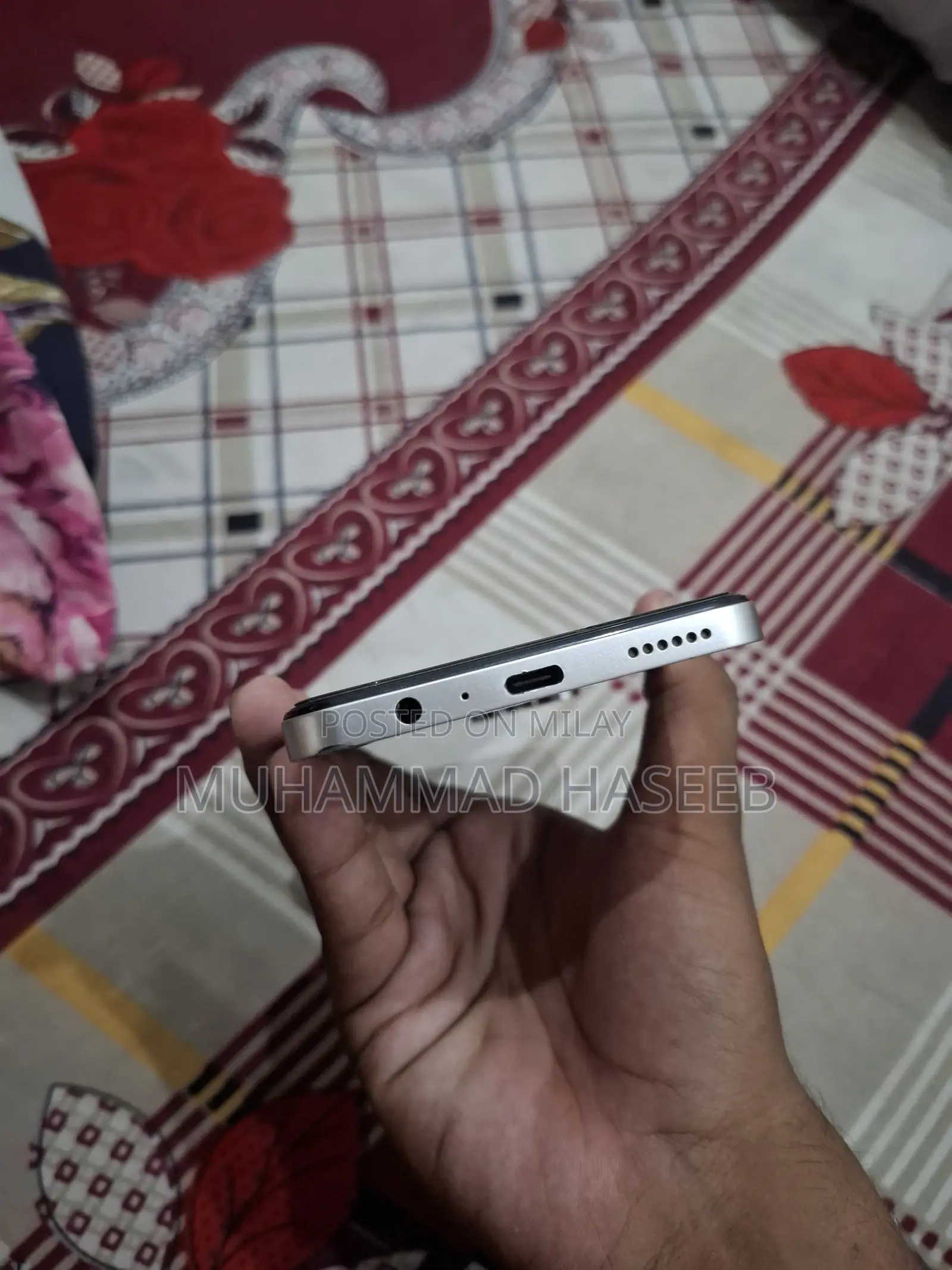 Mobile Phone 4 GB Gray