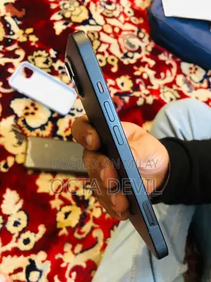 New Apple iPhone 13 128 GB Blue