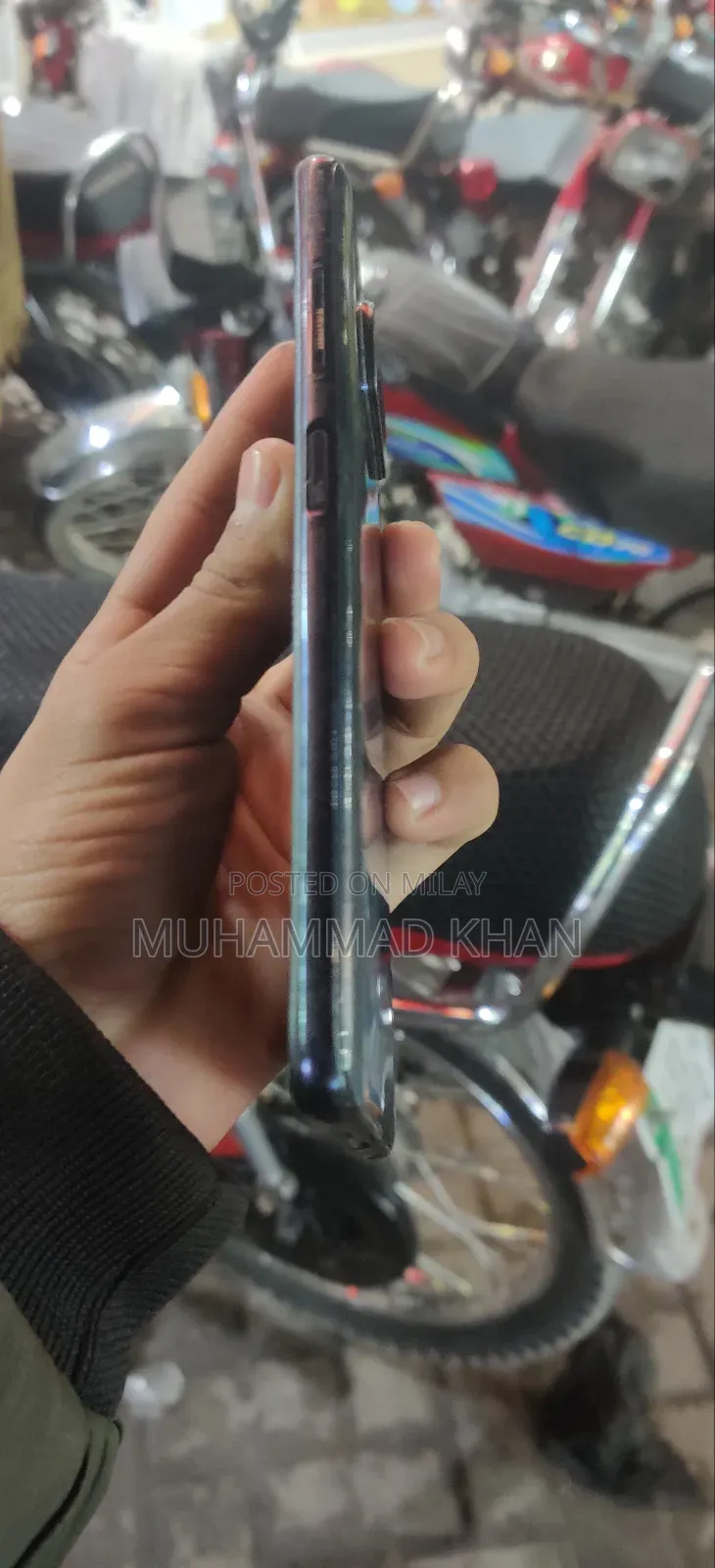 Mobile Phone 8 GB Black