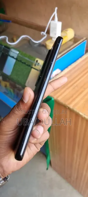 New Samsung Galaxy S21 Ultra 5G 128 GB Black