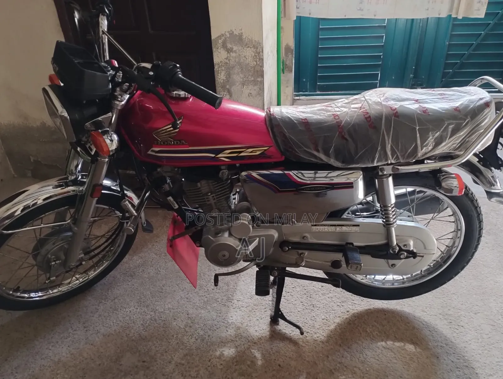 New Honda XL 125 2024 Red