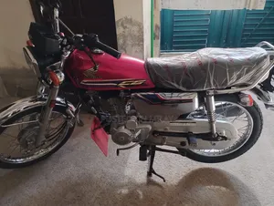 New Honda XL 125 2024 Red