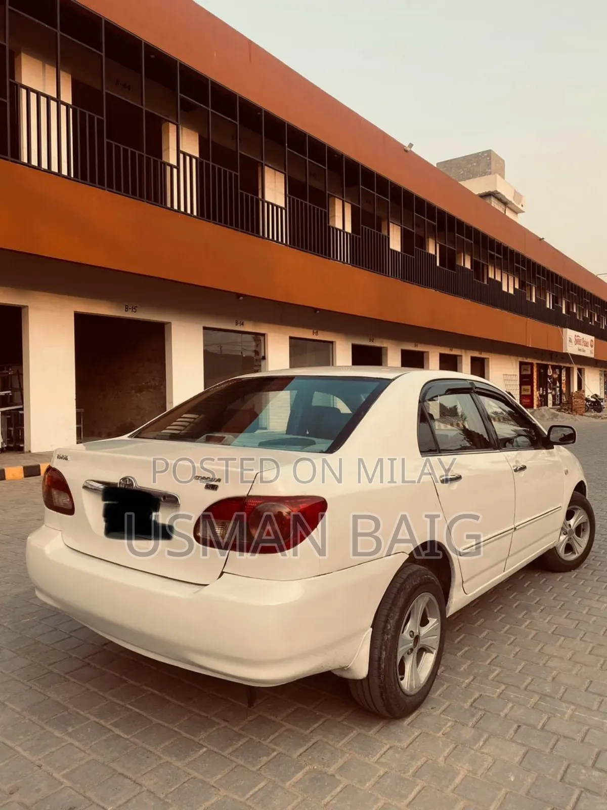 Toyota Corolla Sedan 2004 White