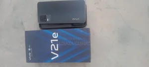 Vivo V21e 128 GB Black