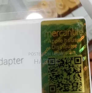 20w Usb - C Adapter With Folded Pins