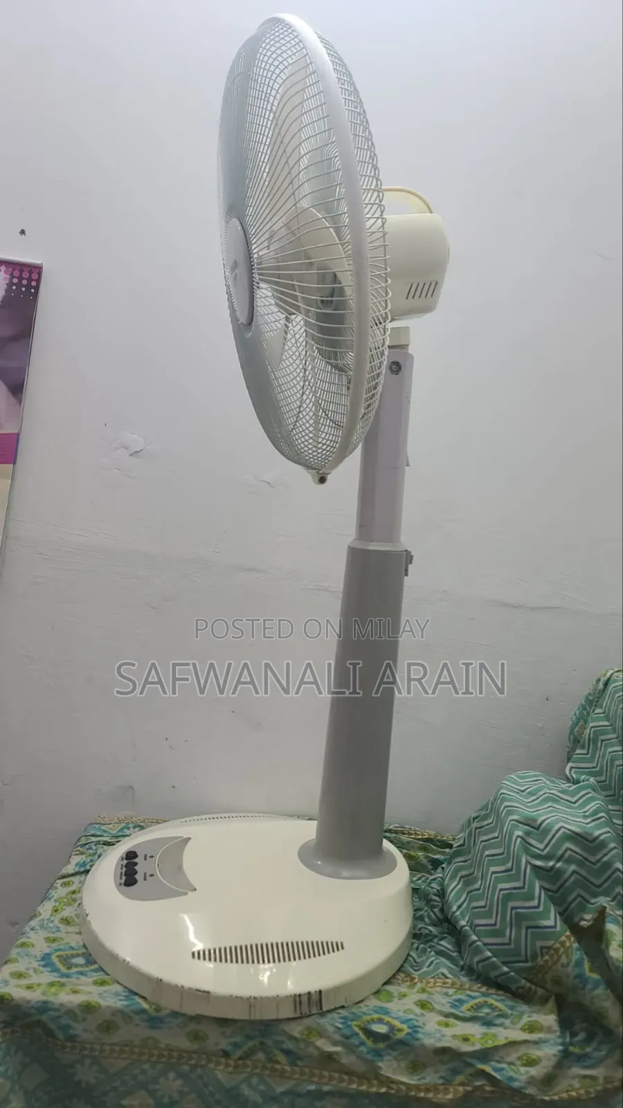 Ac Dc 12 Watt Chargable Fans ( Differnt Types)