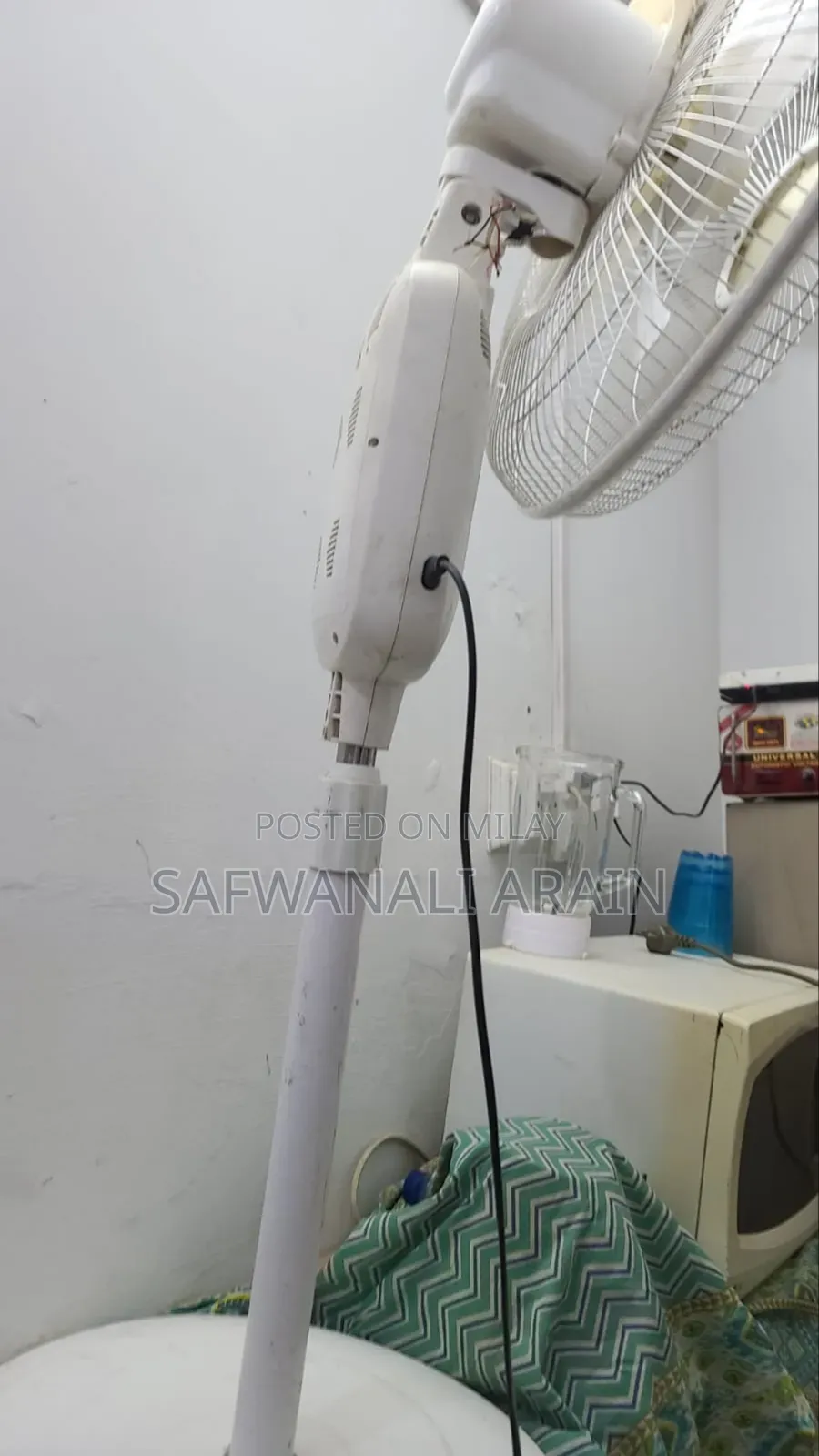 Ac Dc 12 Watt Chargable Fans ( Differnt Types)