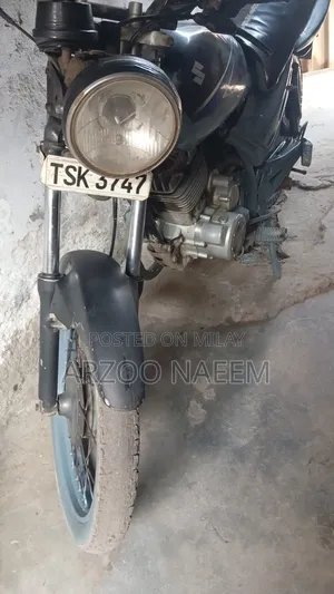 Suzuki 750 2011 Blue