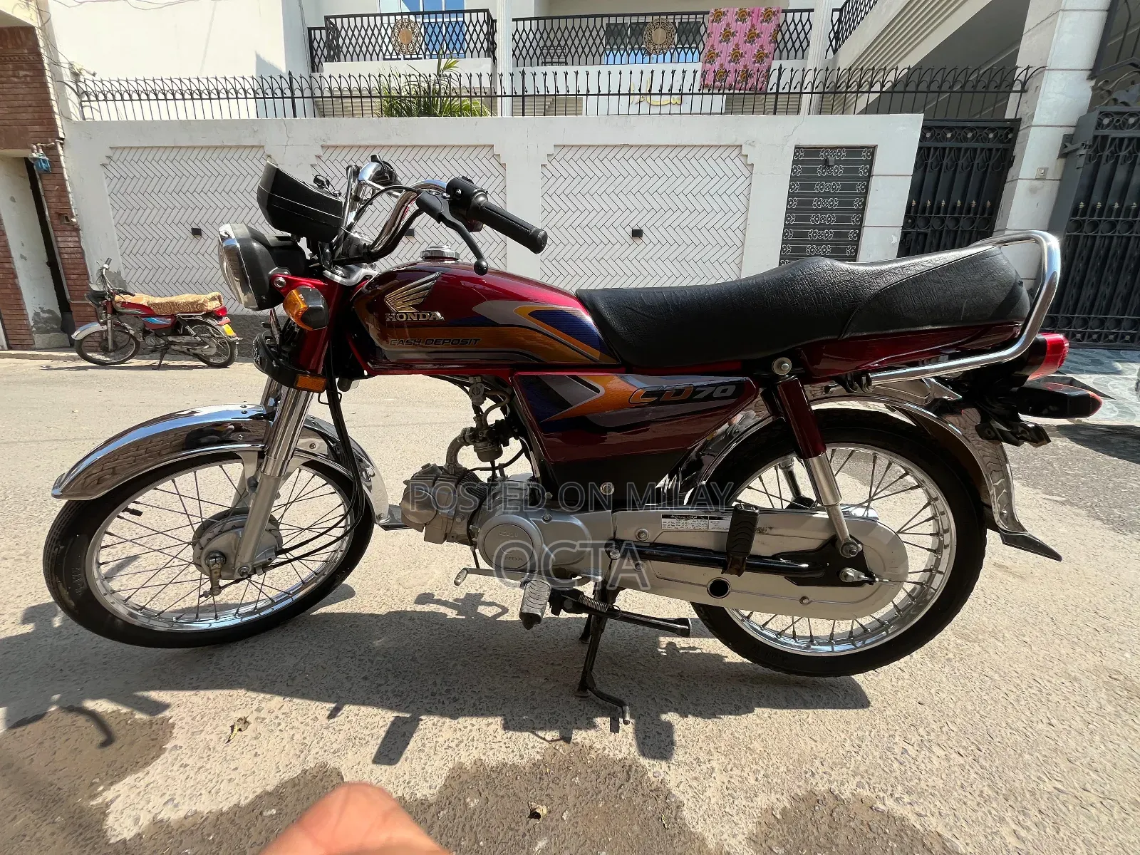Honda 2025 Red