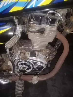 Honda XL 125 2014 Red