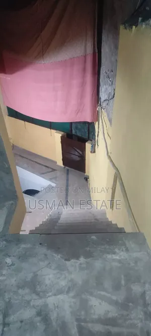 Furnished 5bdrm Room & Parlour in Usman Estate, Lahore for rent