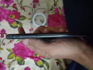 Apple iPhone X 64 GB Black