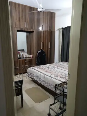 6bdrm House in Owner, Karachi for sale