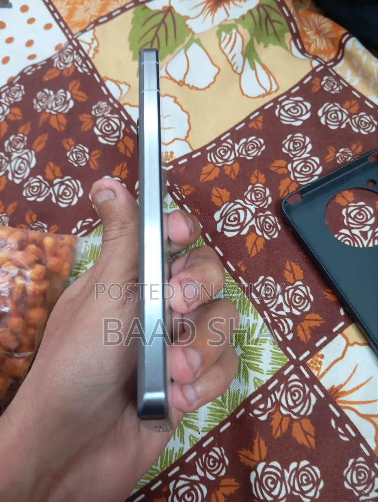 New Sharp Aquos R7 256 GB Silver