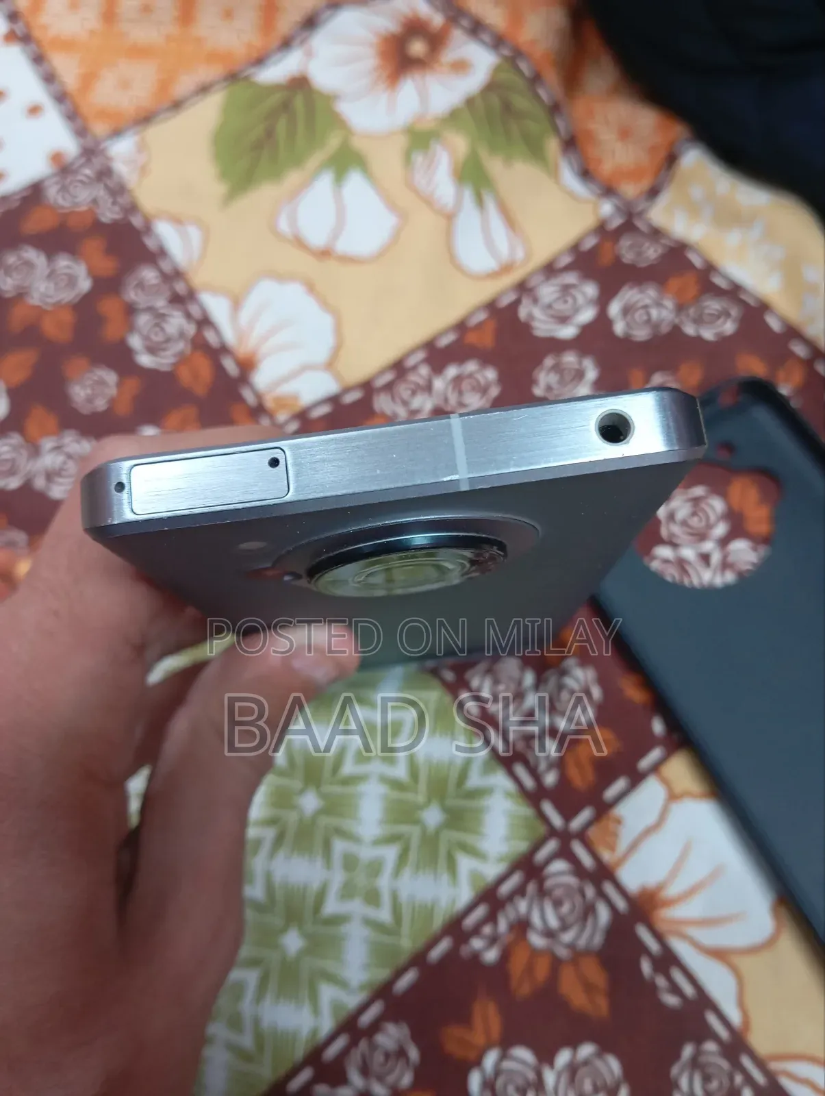 New Sharp Aquos R7 256 GB Silver