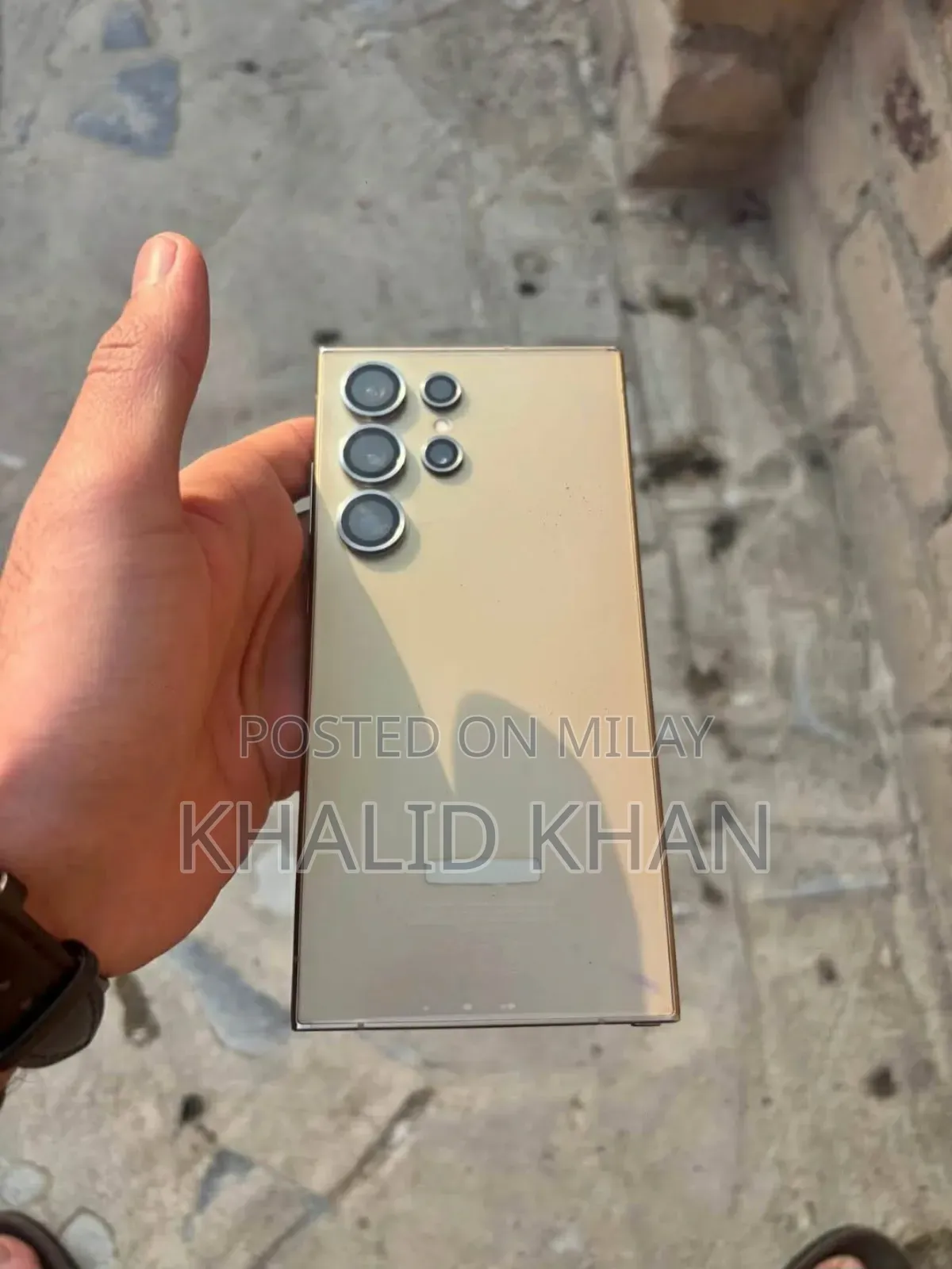 New Samsung Galaxy S24 Ultra 256 GB Gold