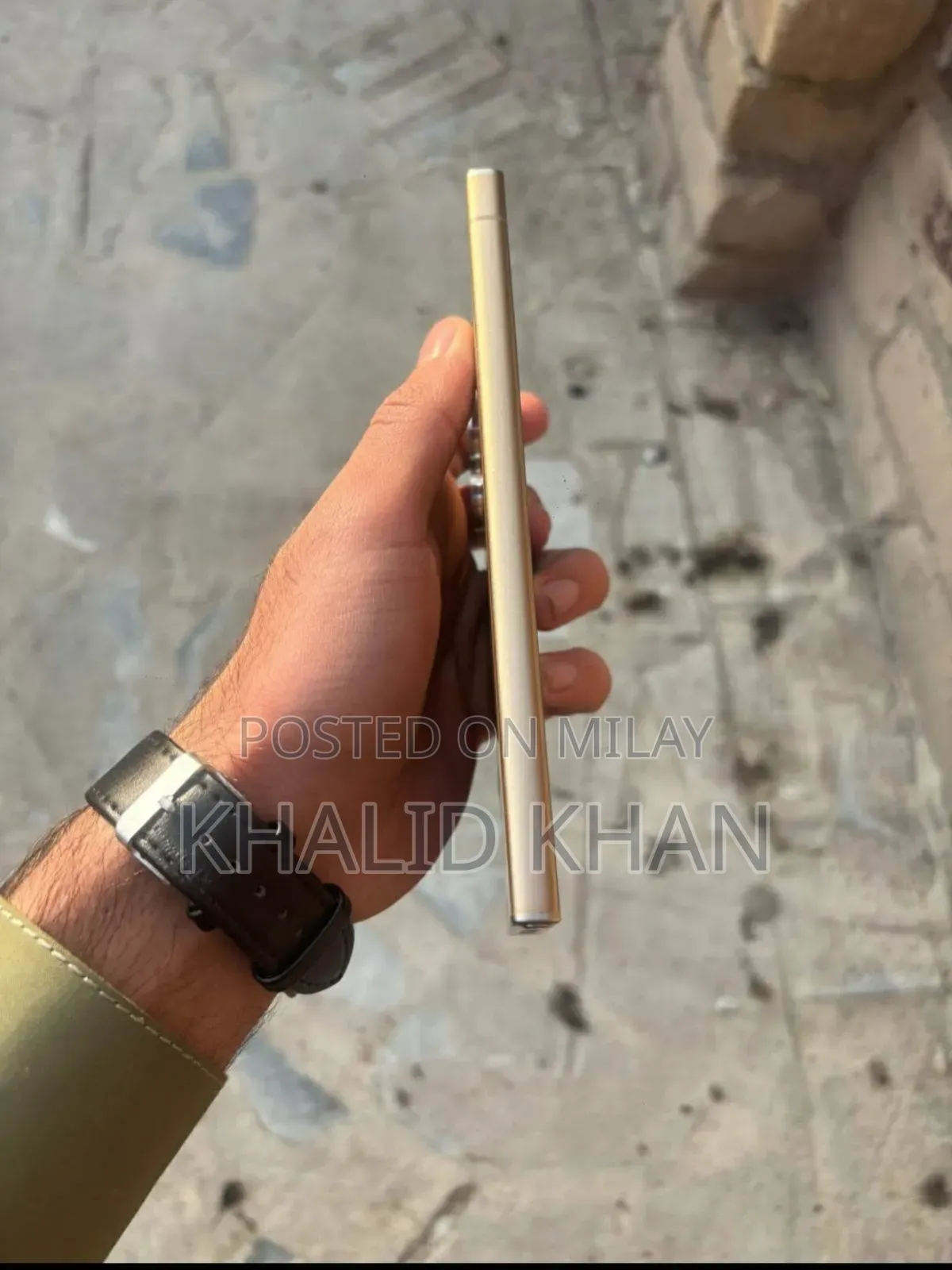 New Samsung Galaxy S24 Ultra 256 GB Gold