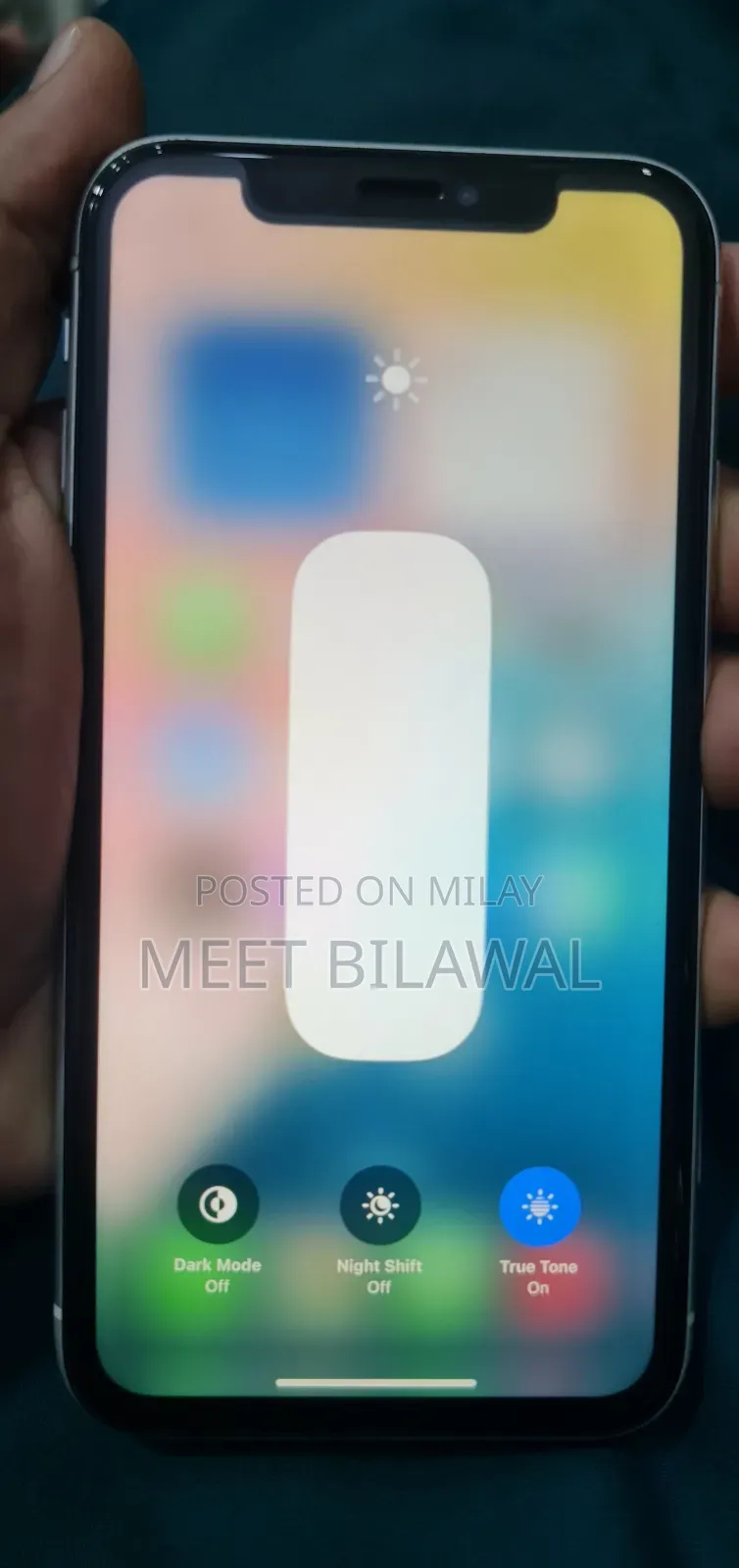 Apple iPhone XR 64 GB White