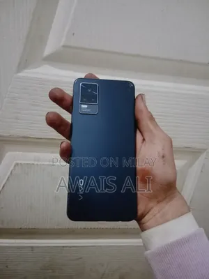 Vivo V21e 128 GB Black