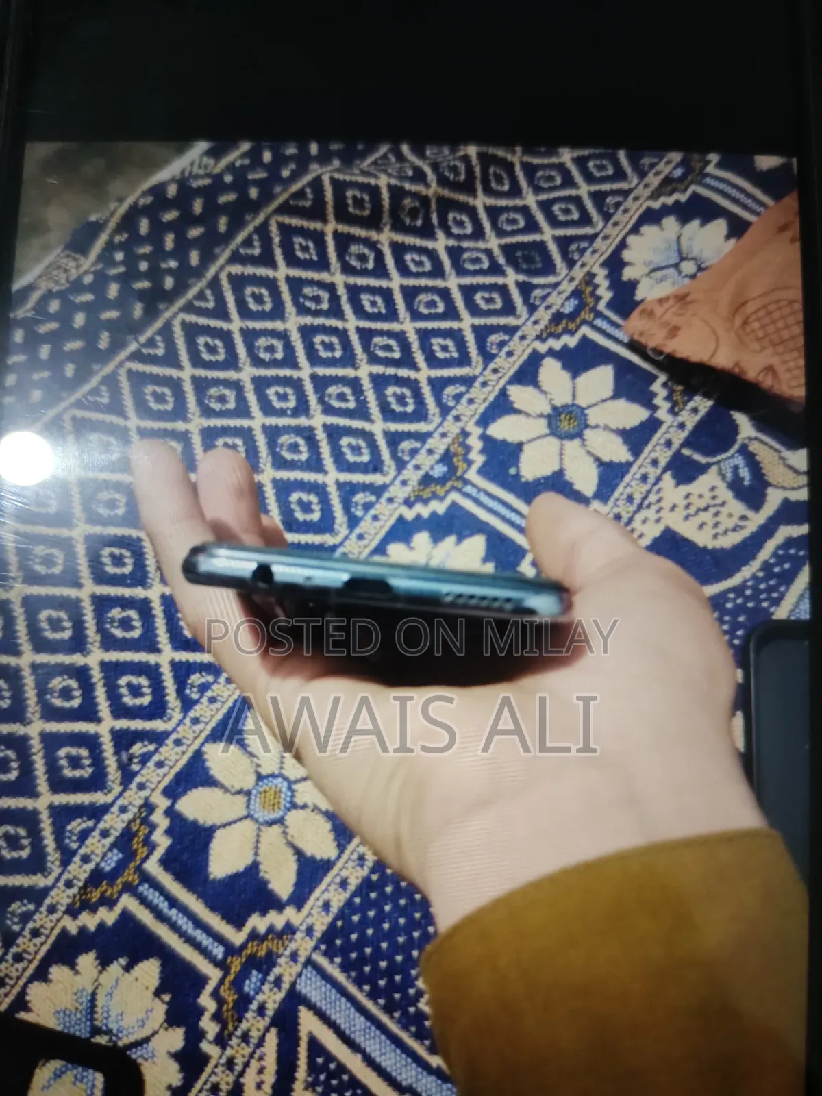 Vivo V21e 128 GB Black