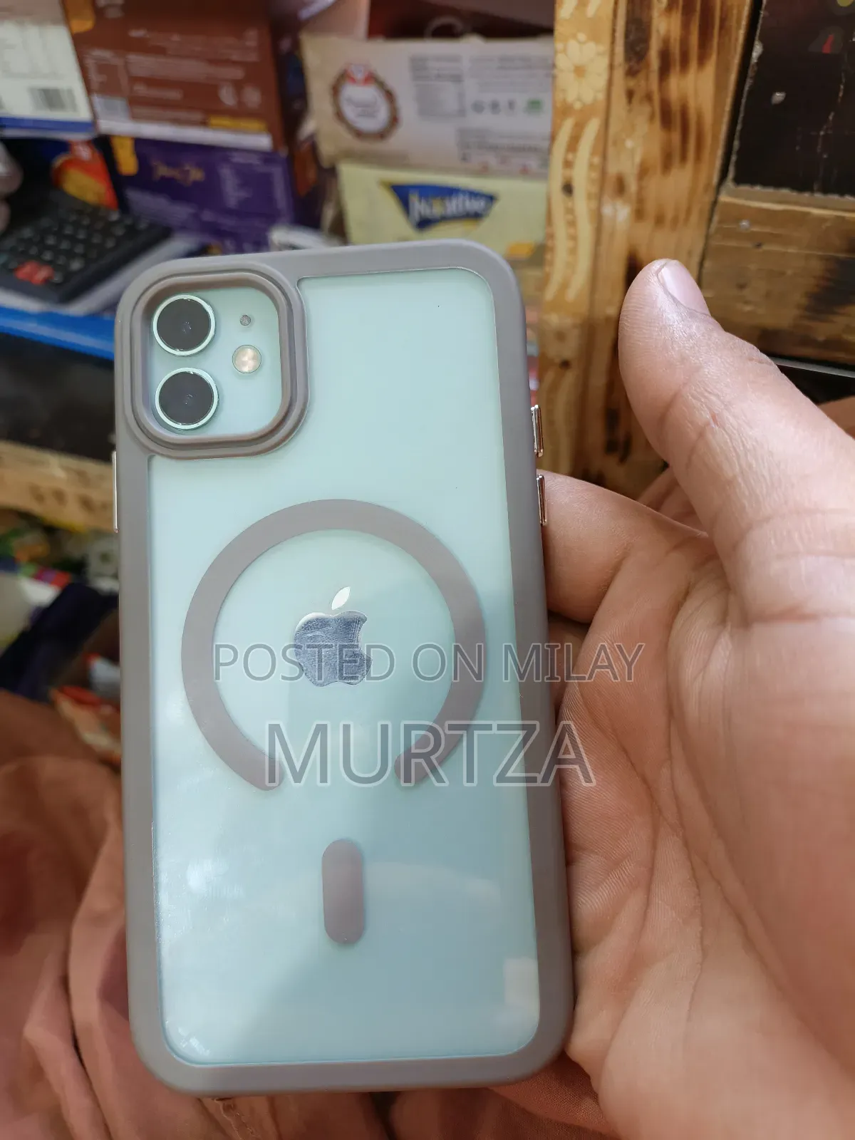 New Apple iPhone 11 128 GB Green