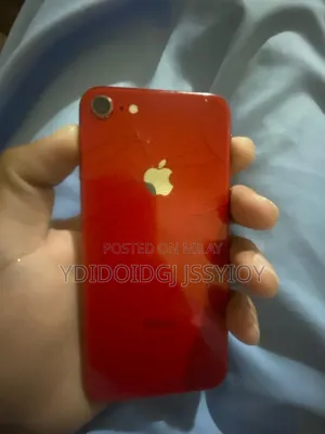 Apple iPhone SE (2020) 64 GB Red
