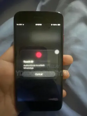 Apple iPhone SE (2020) 64 GB Red