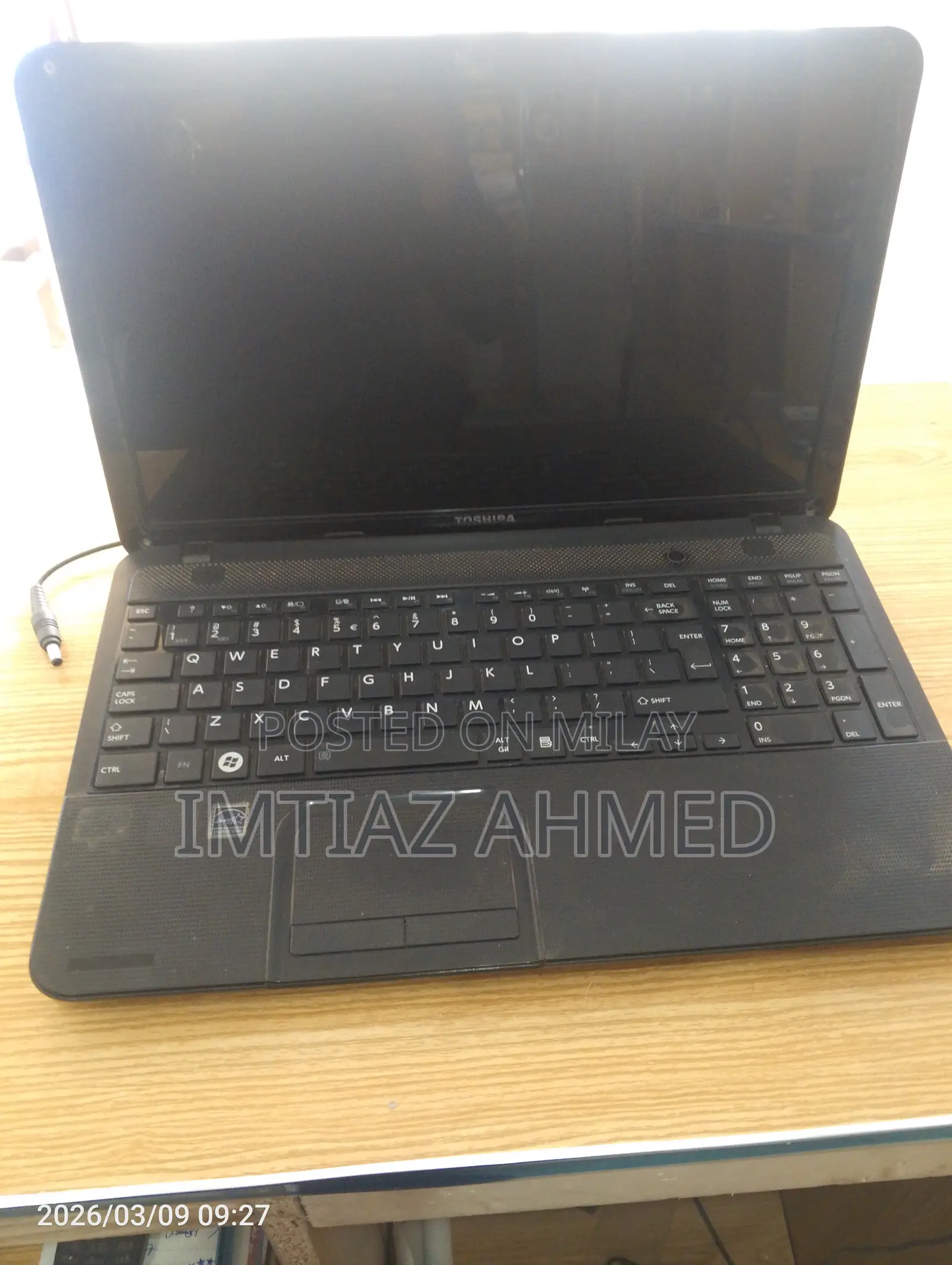 Laptop Toshiba Satellite C850 4GB Intel Celeron HDD 500GB