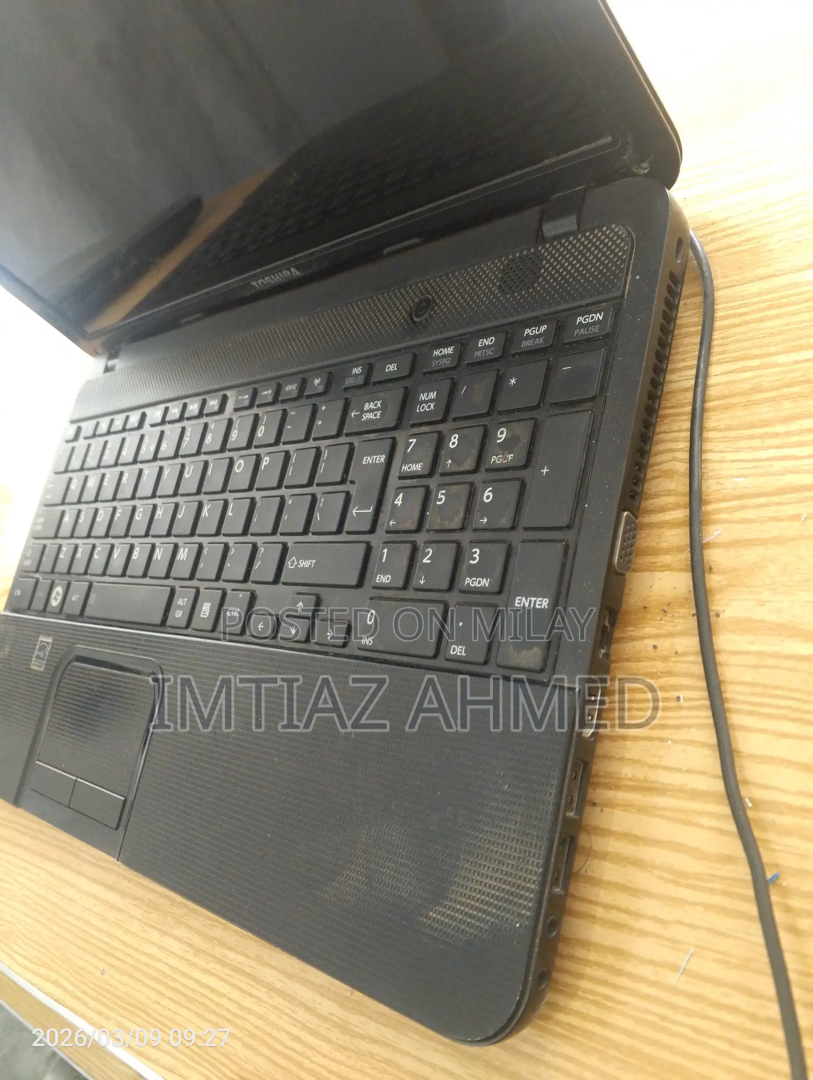 Laptop Toshiba Satellite C850 4GB Intel Celeron HDD 500GB