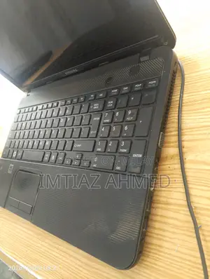 Laptop Toshiba Satellite C850 4GB Intel Celeron HDD 500GB